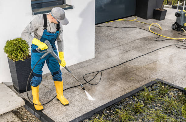 Best Garage Pressure Washing  in Five Points, FL