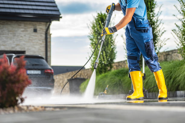 Deck Cleaning Services in Five Points, FL